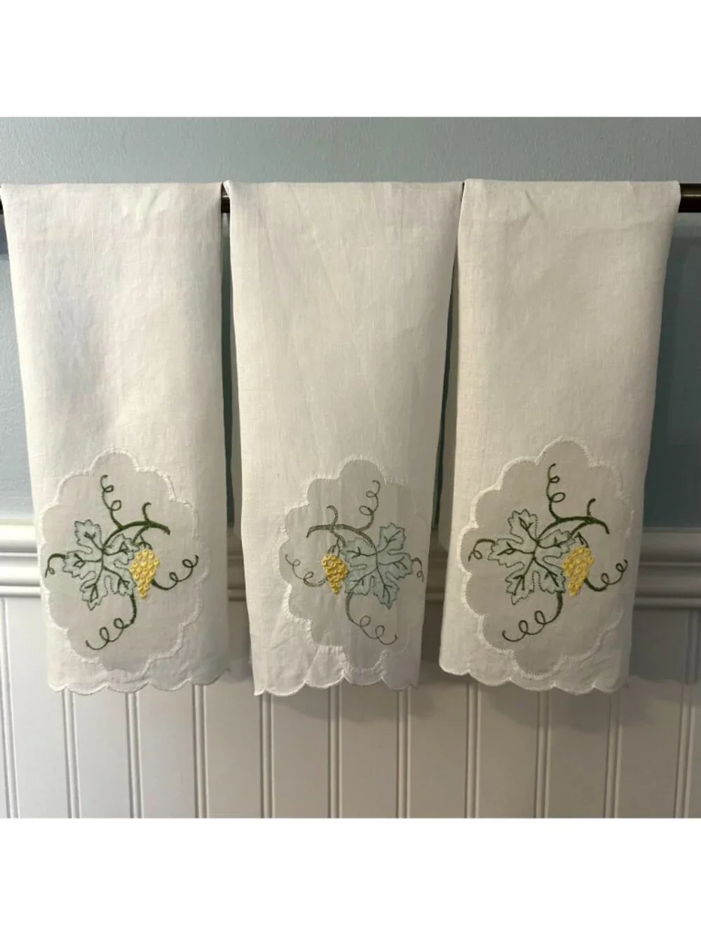 VTG Madeira Linen Guest Towels Sheer Panel Grape Embroidery Scalloped Handmade